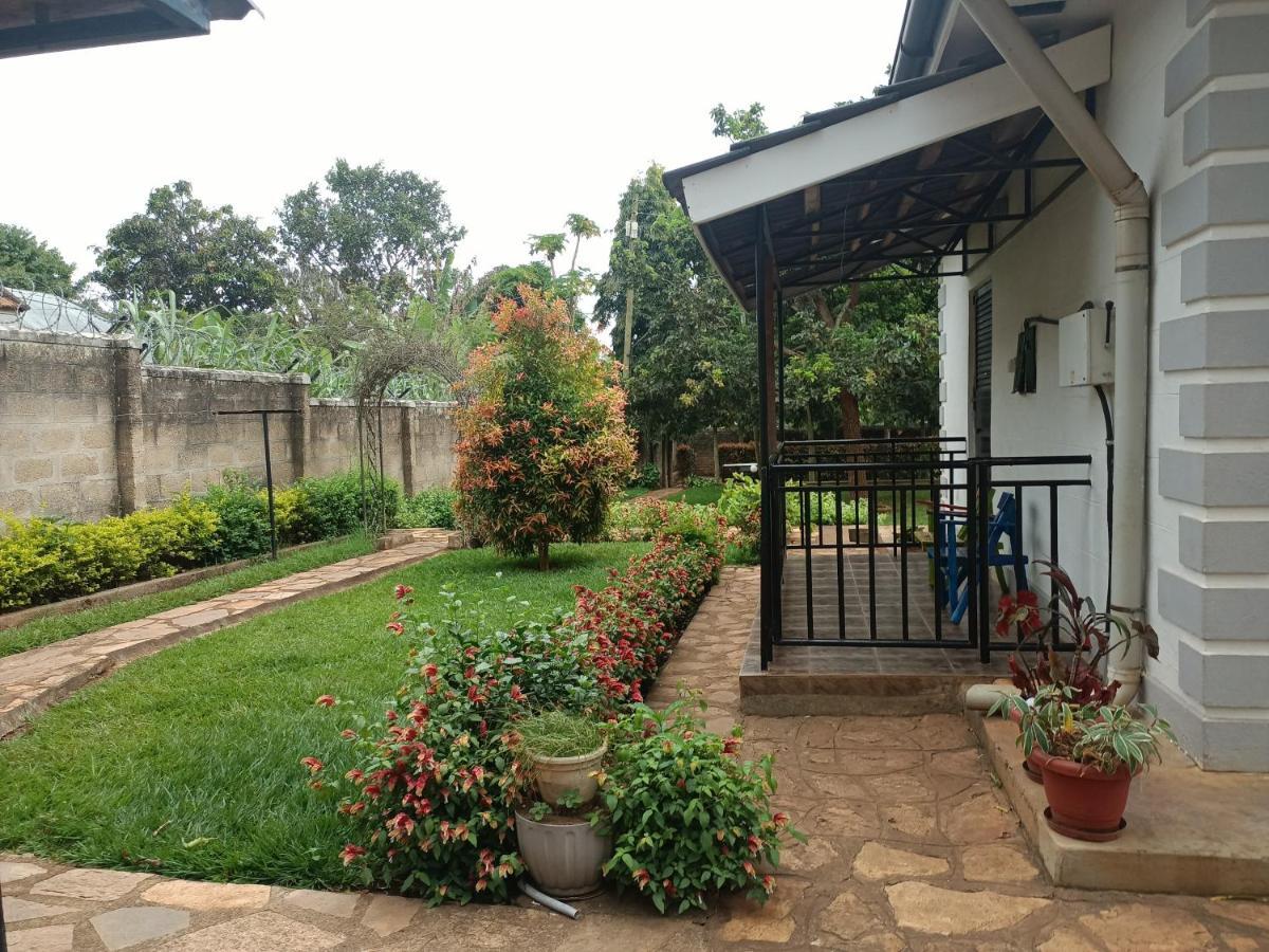 Aivilo Home Entebbe Extérieur photo